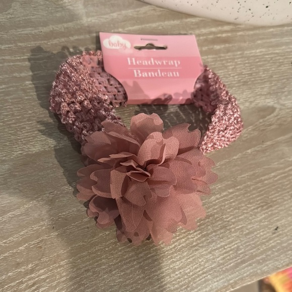 Pink Crochet Hair Accessory with Floral Embellishment‎ - Picture 2 of 2